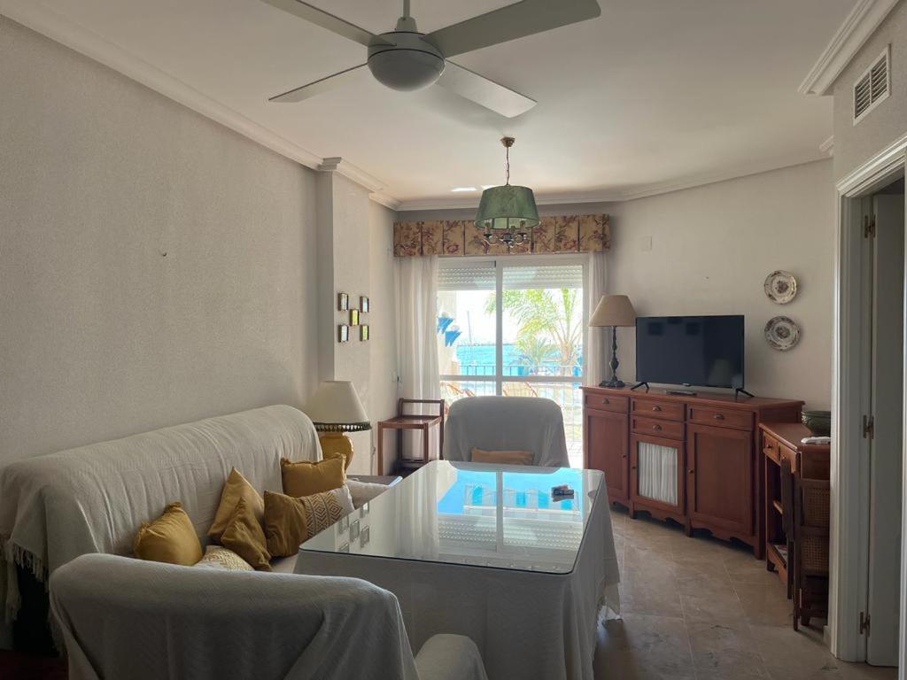 Lyrioshomes Precioso Apartamento Puerto De Estepona Bagian luar foto