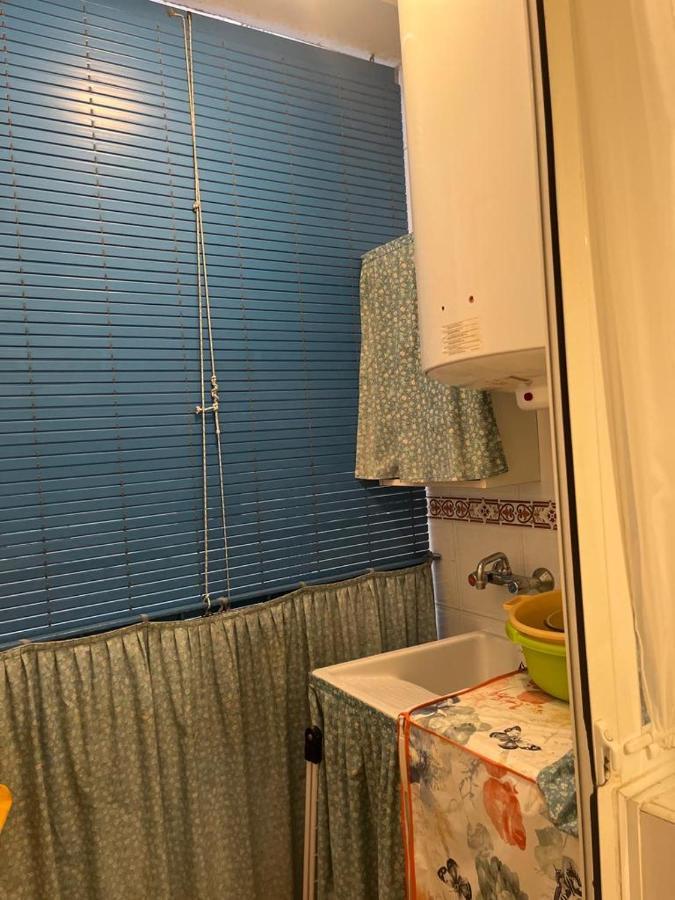 Lyrioshomes Precioso Apartamento Puerto De Estepona Bagian luar foto